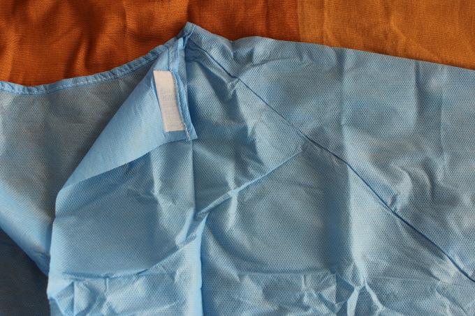 Vestidos protetores descartáveis Multifunction, combinações descartáveis de pouco peso permeávelas ao ar